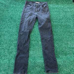Levi's 721 High Rise Skinny Black Denim Jeans Size 30